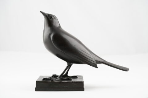 Merle, modèle créé en 1932 par ARMAND PETERSEN (SUISSE-FRANCE/ 1891-1968), une oeuvre d'art expertisée par Morin Williams Expertise, vendue aux enchères.