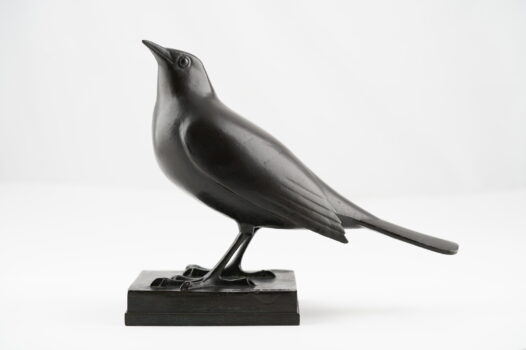 Merle, modèle créé en 1932 by ARMAND PETERSEN (SUISSE-FRANCE/ 1891-1968)
Merle, modèle créé en 1932 par ARMAND PETERSEN (SUISSE-FRANCE/ 1891-1968), une oeuvre d'art expertisée par Morin Williams Expertise, vendue aux enchères par Sadde Dijon à 13 rue Paul Cabet , 21000 Dijon, FRANCE.